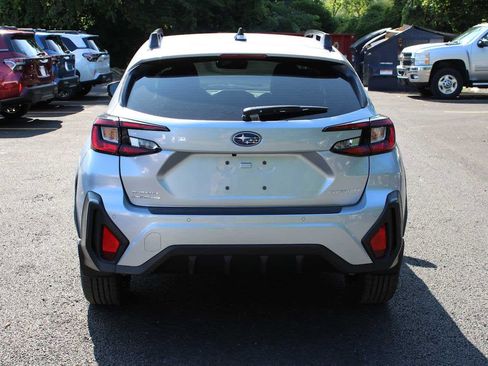 Certified 2024 Subaru Crosstrek 2.5i Limited w/ Crosstrek Mirror Package image 11