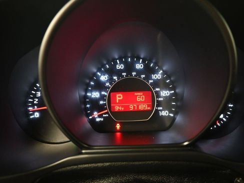 Used 2019 Kia Soul + FWD image 15