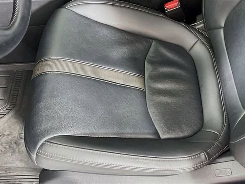 Used 2023 Honda Pilot EX-L image 19