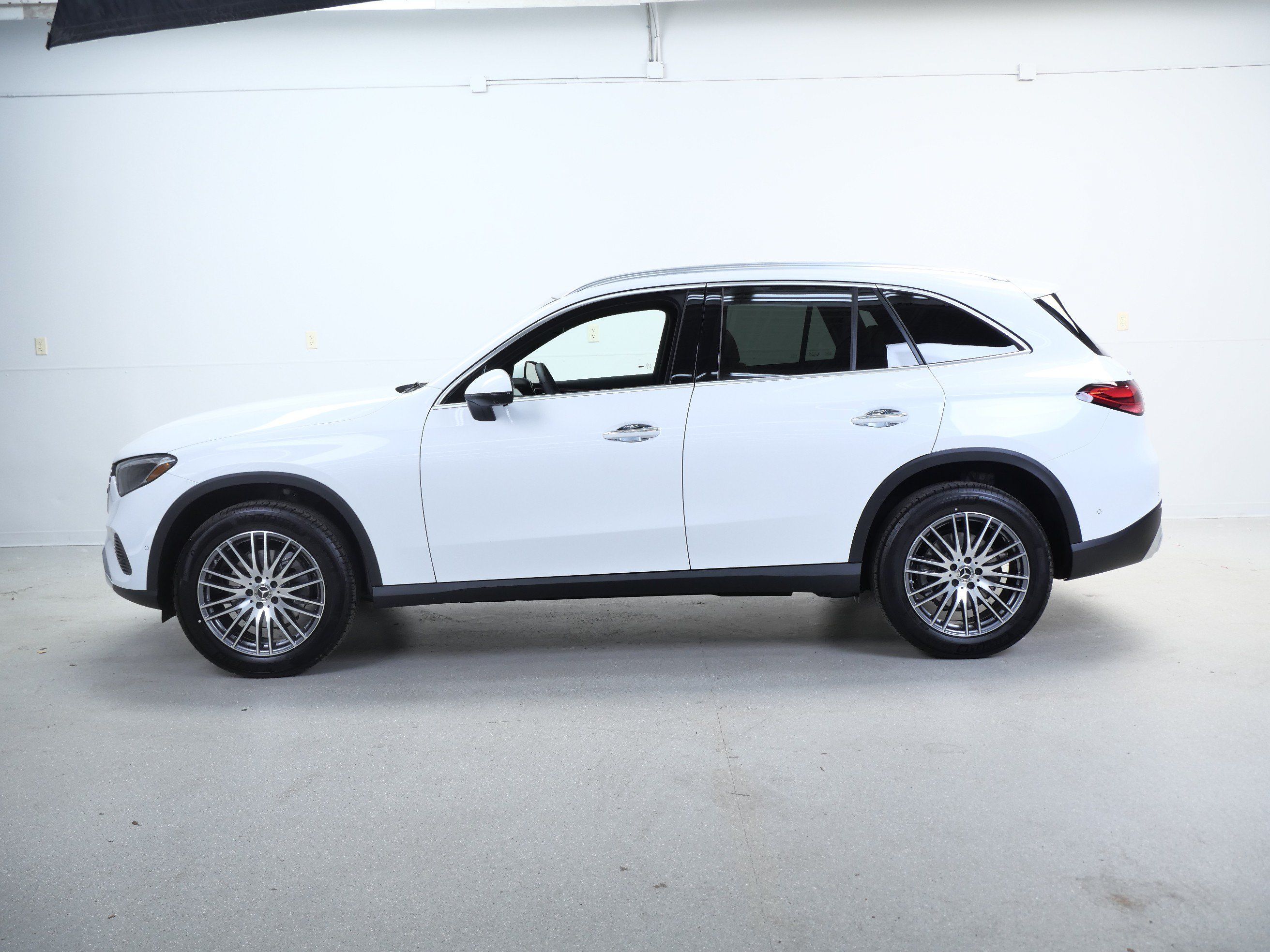 New 2026 Mercedes-Benz GLC 300 4MATIC image 5