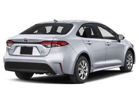 Used 2026 Toyota Corolla LE FWD image 2