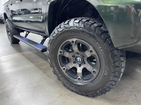 Used 2014 Toyota Tacoma 4x4 Double Cab w/ TRD Off-Road Package image 19