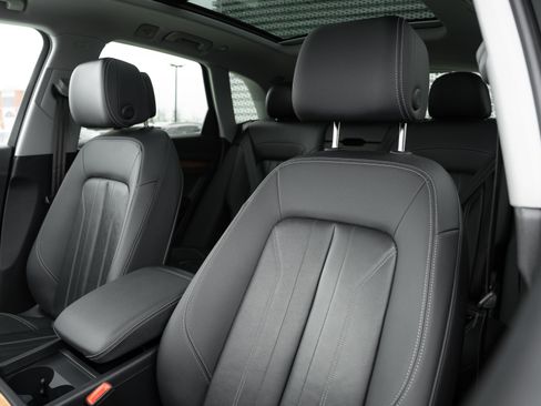 Certified 2023 Audi Q5 2.0T Premium w/ Convenience Package image 23