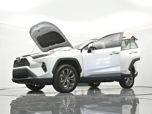 Used 2024 Toyota RAV4 Limited AWD/4WD image 49
