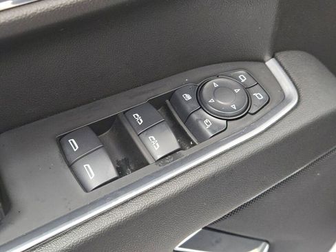 Used 2024 GMC Sierra 1500 SLT AWD/4WD image 22