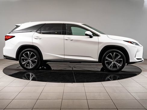 Certified 2022 Lexus RX 350L Premium w/ Premium Package AWD/4WD image 11