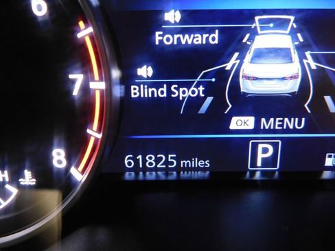 Used 2024 Nissan Altima 2.5 SV image 38