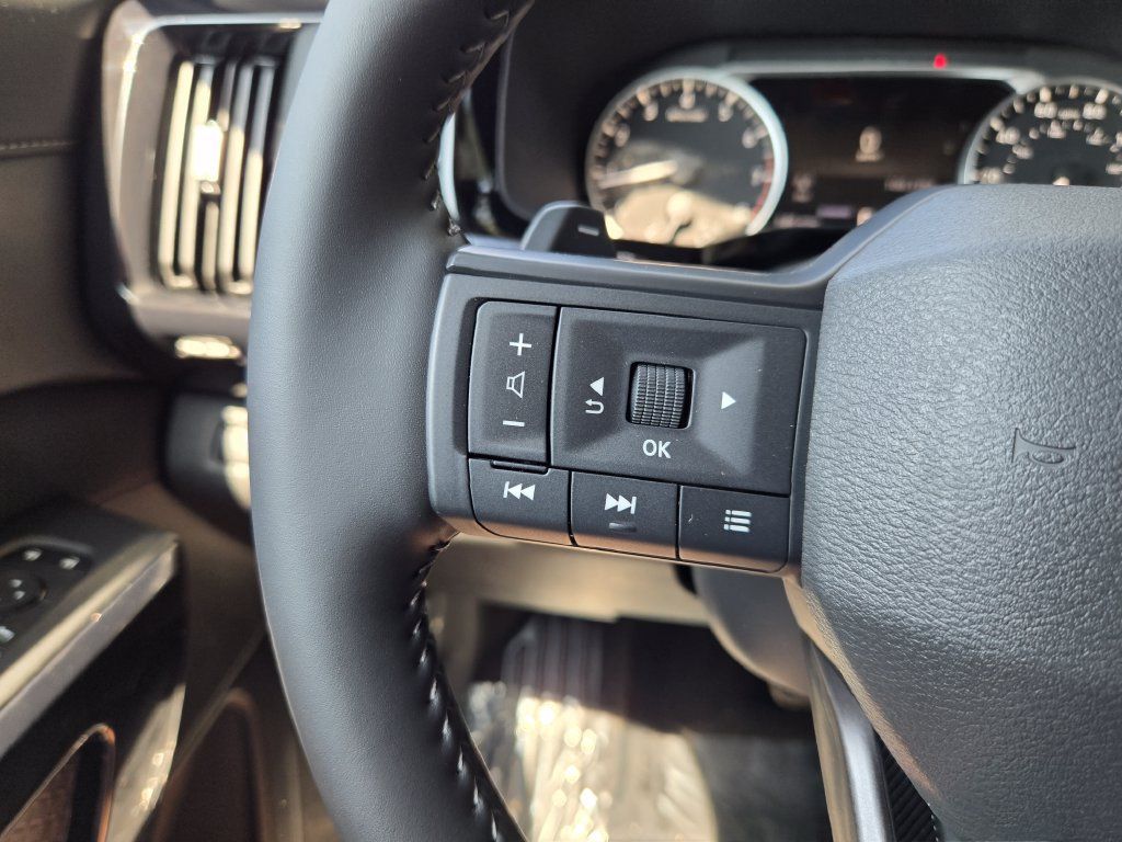 New 2026 Nissan Pathfinder SV FWD image 21
