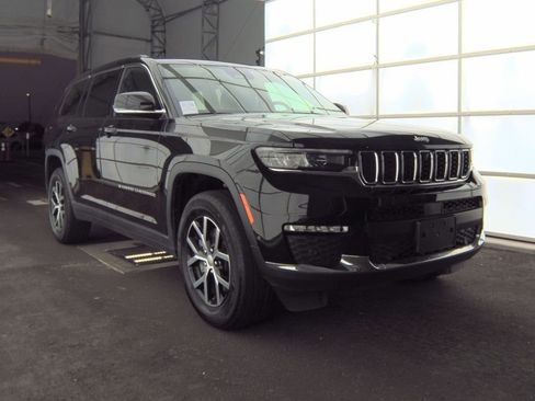 Used 2024 Jeep Grand Cherokee L Limited w/ Luxury Tech Group II AWD/4WD image 3