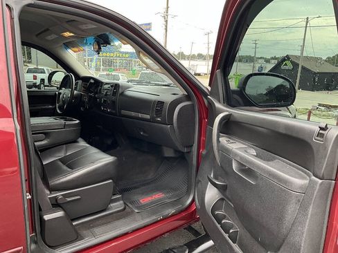 Used 2013 GMC Sierra 1500 SLE w/ Power Tech Package AWD/4WD image 27