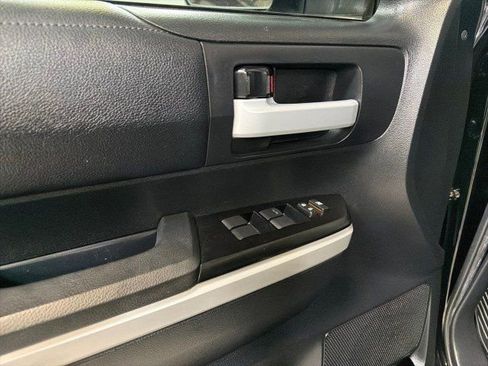 Used 2019 Toyota Tundra SR5 w/ SR5 Upgrade Package RWD image 18