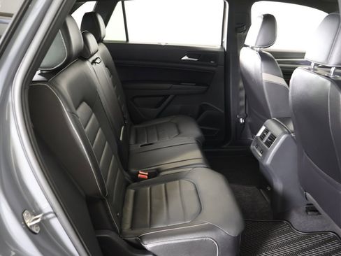 Used 2020 Volkswagen Atlas Cross Sport SEL Premium R-Line image 43