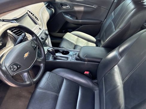 Used 2019 Chevrolet Impala LT w/ LT Leather Package FWD image 17