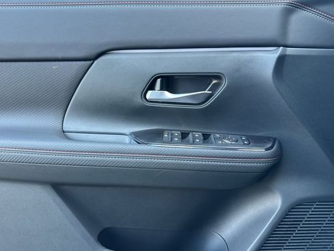 New 2026 Nissan Kicks SR w/ SR Premium Package image 8