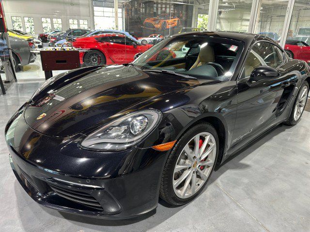 Used 2018 Porsche 718 Cayman S RWD image 10