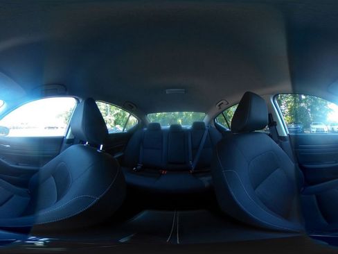 Used 2025 Nissan Altima 2.5 SV FWD image 42