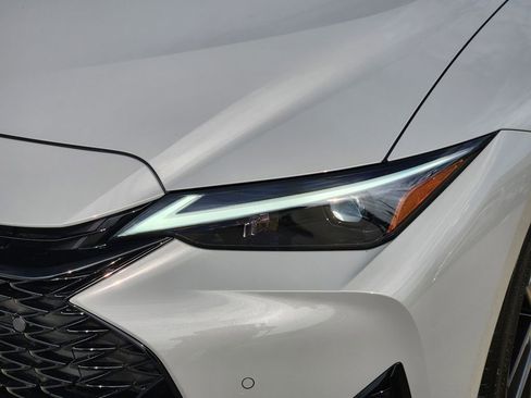 Used 2026 Lexus IS 350 F Sport w/ Technology Package RWD image 9