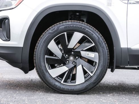 New 2026 Volkswagen Atlas Cross Sport SEL AWD/4WD image 22