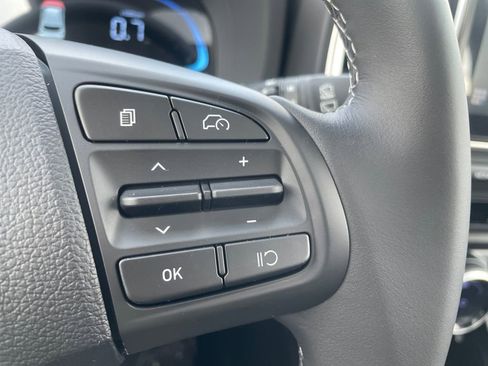 New 2026 Hyundai Venue SEL FWD image 25