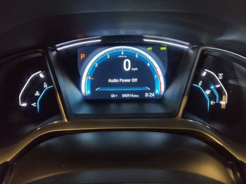 Used 2017 Honda Civic Touring image 23