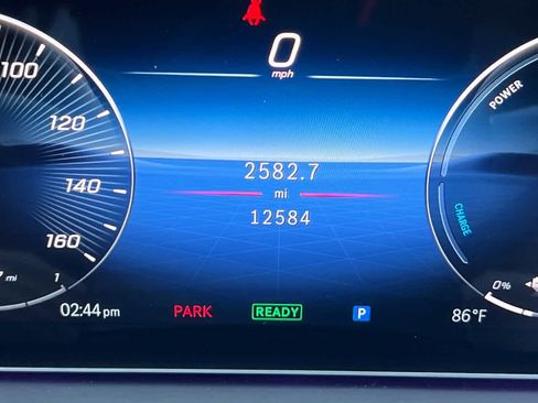 Used 2025 Mercedes-Benz GLE 450e 4MATIC image 26