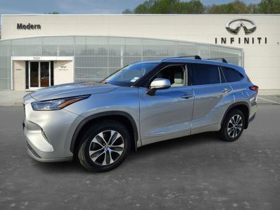 Used 2020 Toyota Highlander XLE