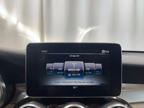 Used 2018 Mercedes-Benz GLC 300 GLC 300 image 17