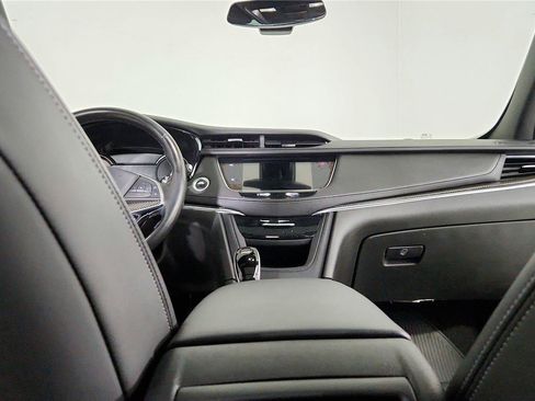 Used 2021 Cadillac XT5 Sportv AWD/4WD image 16
