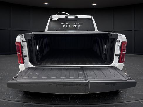New 2026 RAM 1500 Limited AWD/4WD image 15