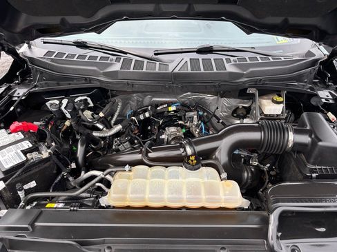 Used 2021 Ford F150 XLT image 13