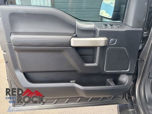 Used 2017 Ford F150 Lariat w/ Equipment Group 502A Luxury AWD/4WD image 8