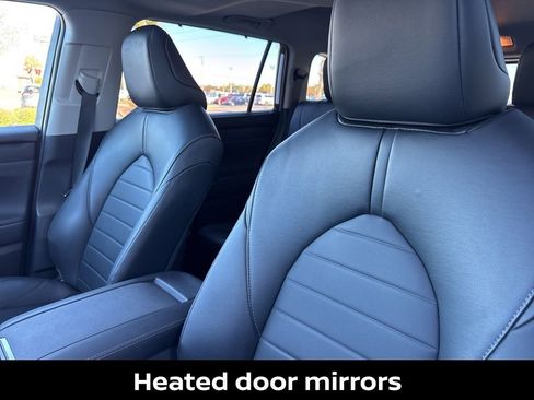 Used 2023 Toyota Highlander XLE image 13