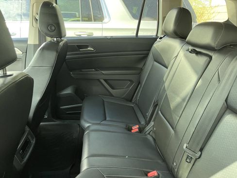 Used 2018 Volkswagen Atlas SE AWD/4WD image 9