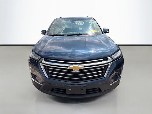 Used 2023 Chevrolet Traverse LT AWD/4WD image 2