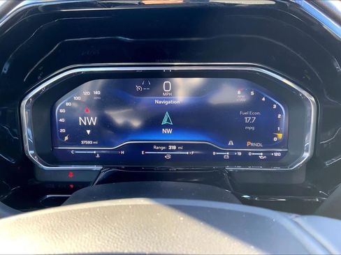 Used 2025 Chevrolet Silverado 1500 LT image 25