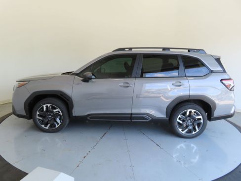 New 2025 Subaru Forester Limited image 9