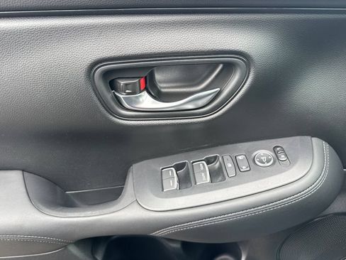 Certified 2025 Honda HR-V EX-L image 13