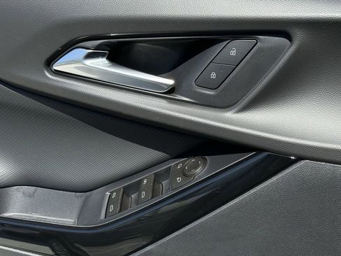 New 2026 Chevrolet Equinox LT w/ Safety and Technology Package image 19