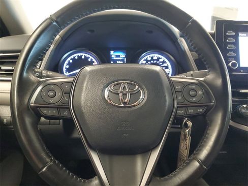 Used 2023 Toyota Camry SE image 19