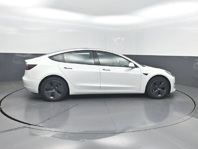 Used 2023 Tesla Model 3 Standard Range RWD image 27