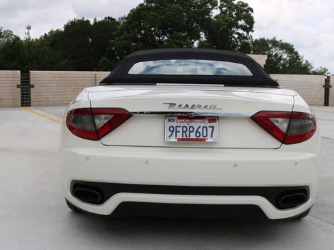 Used 2014 Maserati GranTurismo MC RWD image 35