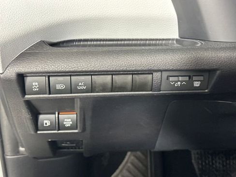 Used 2025 Toyota Sienna XSE w/ XSE Plus Package image 19