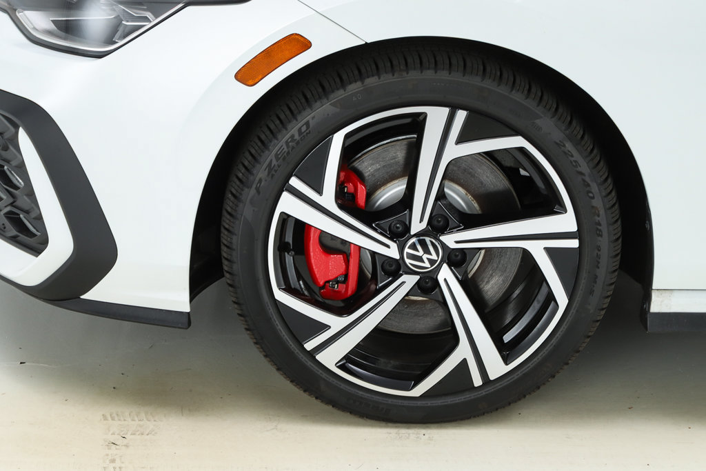 New 2026 Volkswagen GTI SE FWD image 5