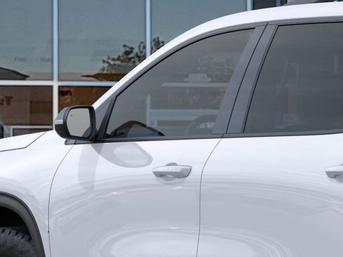 New 2026 Chevrolet Traverse Z71 w/ Enhanced Driving Package image 12