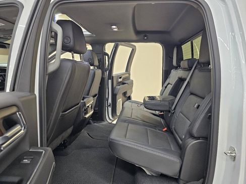 Used 2024 GMC Sierra 2500 Denali w/ Technology Package AWD/4WD image 26