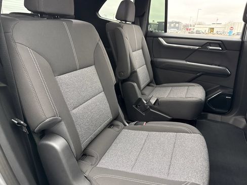 New 2026 GMC Acadia Elevation AWD/4WD image 39