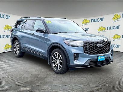 Used 2025 Ford Explorer ST-Line