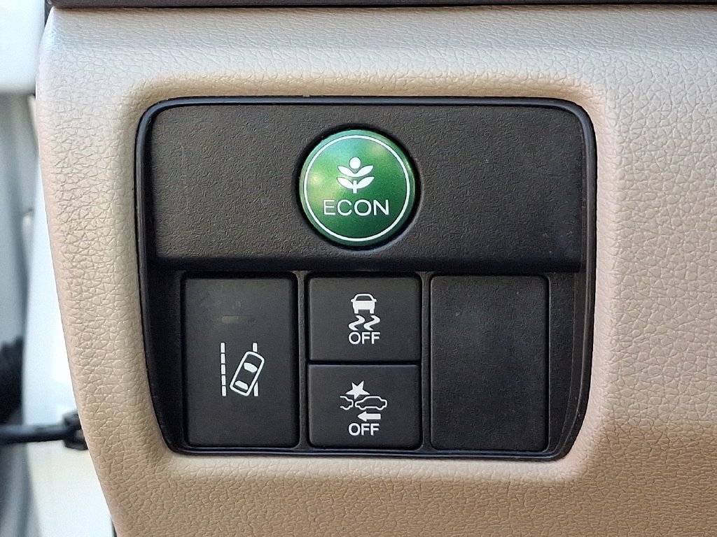 Used 2016 Honda Accord EX-L image 25