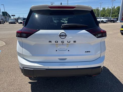 New 2026 Nissan Rogue Dark Armor AWD/4WD image 6
