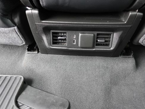 Used 2022 Chevrolet Silverado 1500 LT image 35